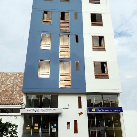 Hotel Ejecutivo San Diego Trujillo Exterior foto